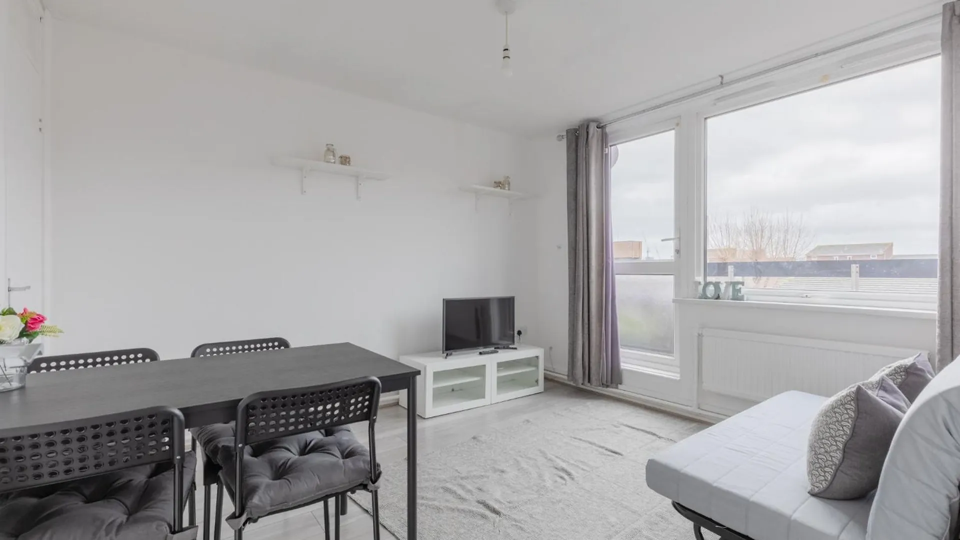 Stylish 1Bd Flat With Shard Views Near Bermondsey Apartment London